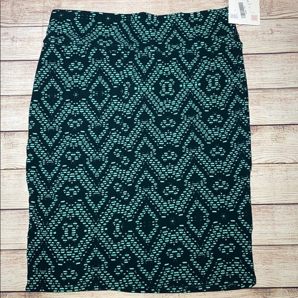 NWT Lularoe 2XL Cassie Bundle. - Picture 3 of 8